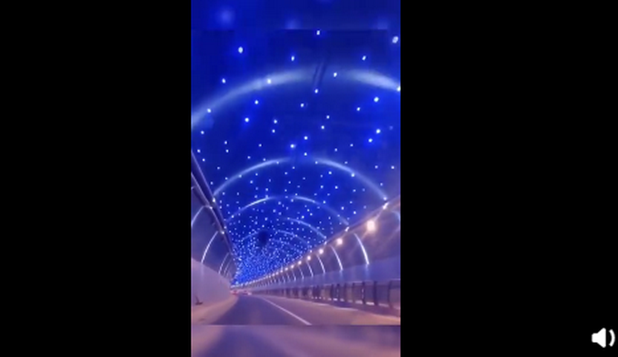 |济南泉底星空隧道通车，具有与不同天气呼应的效果，网友：真的太漂亮了