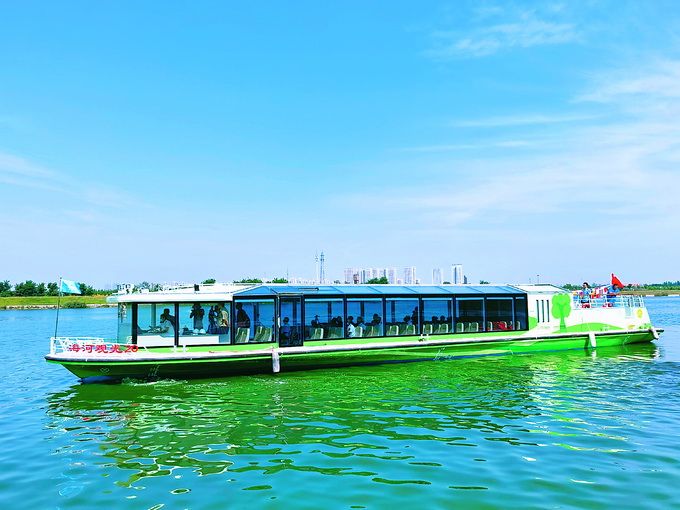 |天津海河首艘新能源游船下水