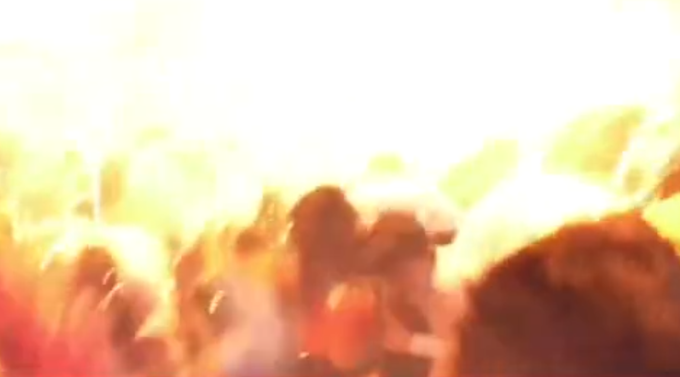 爆炸|恐怖！印度民众为总理放飞氢气球突然爆炸，头顶燃起巨大火球