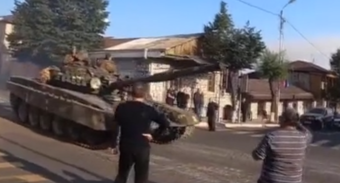 亚美尼亚|阿塞拜疆多个地区进入战时状态，土耳其等国发声