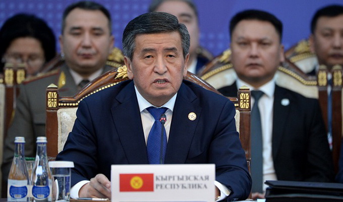 |吉尔吉斯斯坦总统准备辞职，结束因议会选举触发的动荡
