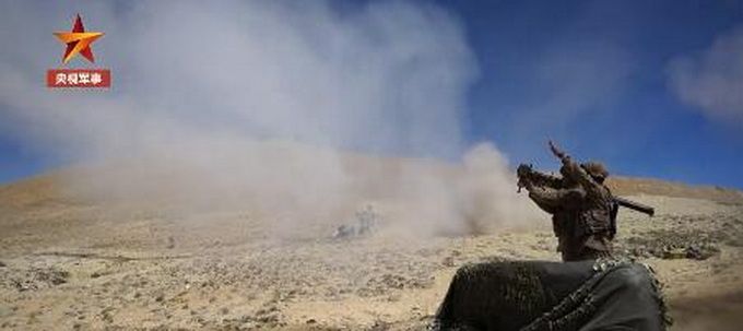 热点|“10发齐射，放！”海拔4700米，西藏军区新装备山地演练