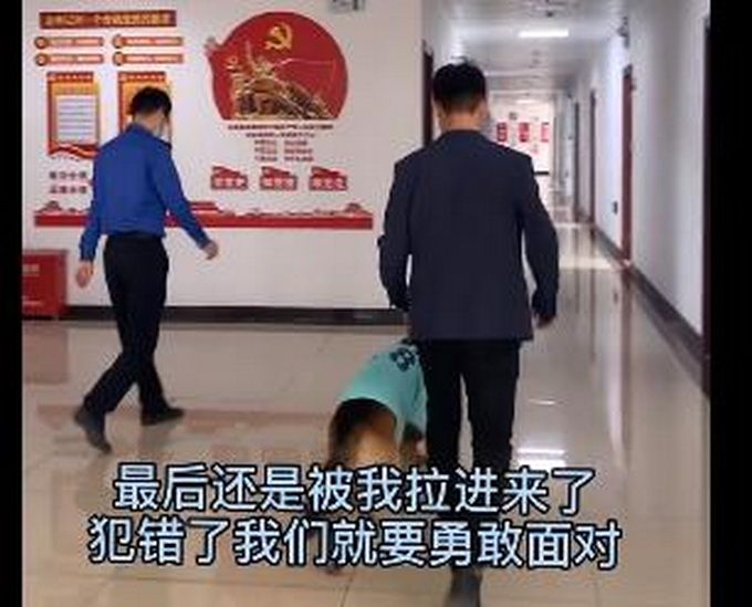 热点|深圳网红狗“糯米”收到500元罚单，官方解释处罚原因，主人：会吸取教训