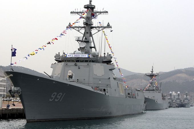 韩国宙斯盾驱逐舰图片